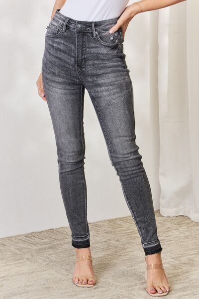 Judy Blue Sizes 0 - 24W Chic Tummy Control Skinny Jeans